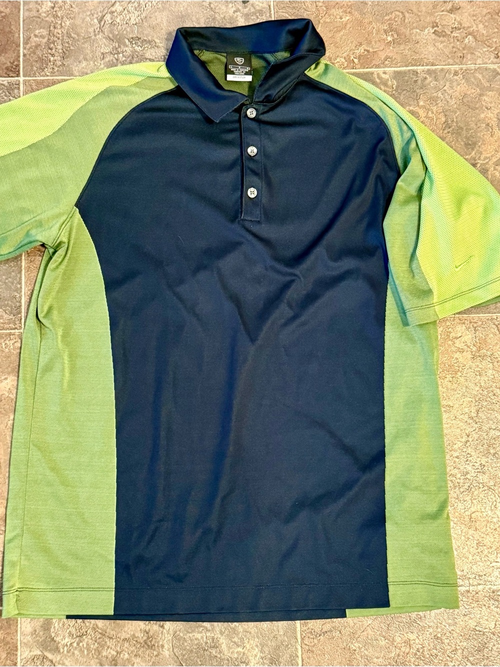 VINTAGE NIKE GOLF POLO